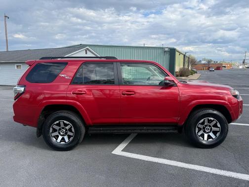 Barcelona Red Metallic 2020 Toyota 4Runner TRD Off Road Premium