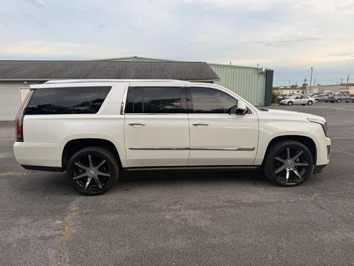 2016 Cadillac Escalade ESV Premium