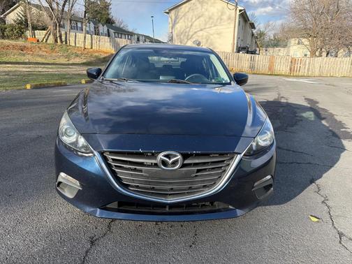 2015 Mazda Mazda3 i Sport