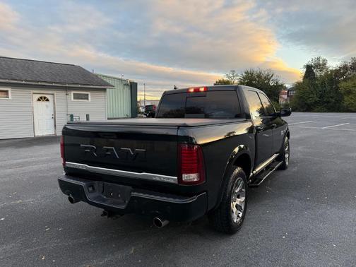 2018 RAM 1500 Laramie