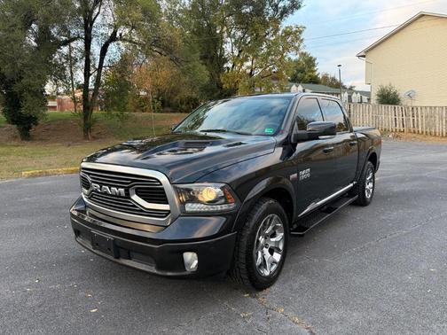 2018 RAM 1500 Laramie