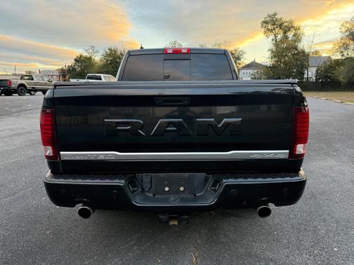 2018 RAM 1500 Laramie