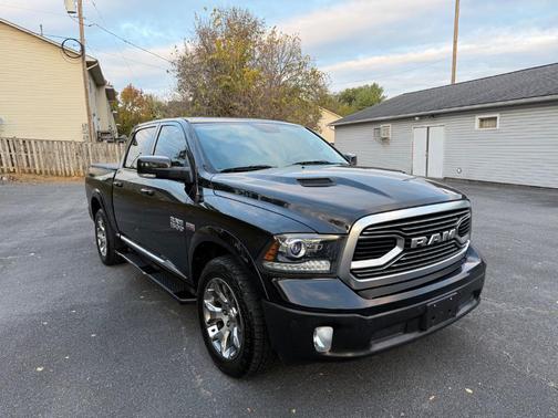 2018 RAM 1500 Laramie