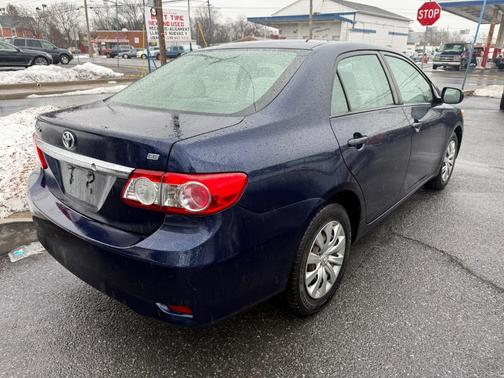 2012 Toyota Corolla LE