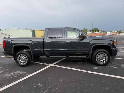 2018 GMC Sierra 2500 Denali