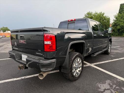 2018 GMC Sierra 2500 Denali