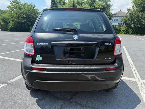 2010 Suzuki SX4 Base