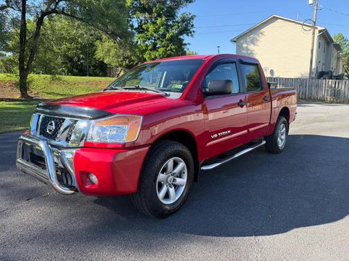 Red Alert 2011 Nissan Titan SV
