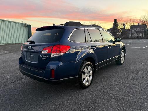 2011 Subaru Outback 2.5 i Limited