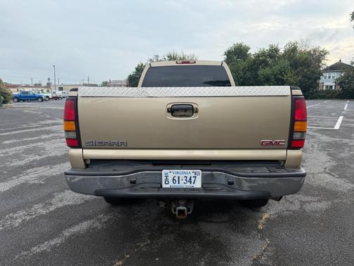 2005 GMC Sierra 3500 SLT Crew Cab