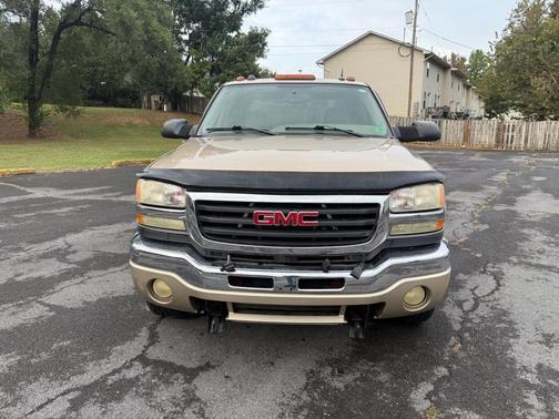 2005 GMC Sierra 3500 SLT Crew Cab