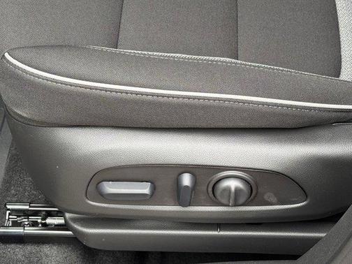 Sterling Gray Metallic 2026 Chevrolet Trailblazer LT