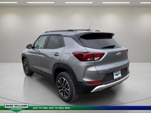 Sterling Gray Metallic 2026 Chevrolet Trailblazer LT