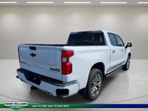 Polar White 2026 Chevrolet Silverado 1500 High Country