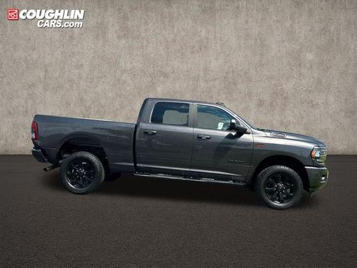Granite Crystal Metallic Clearcoat 2020 RAM 2500 Big Horn Crew Cab 4x4 6'4' Box