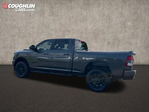 Granite Crystal Metallic Clearcoat 2020 RAM 2500 Big Horn Crew Cab 4x4 6'4' Box