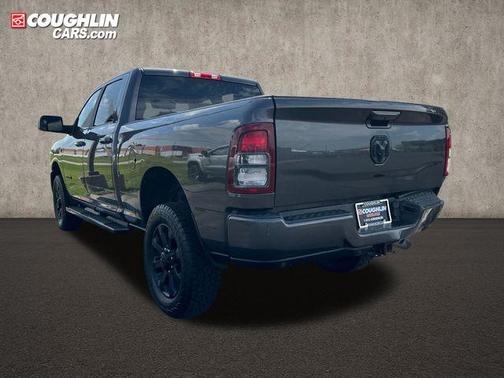 Granite Crystal Metallic Clearcoat 2020 RAM 2500 Big Horn Crew Cab 4x4 6'4' Box