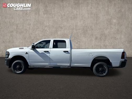 2026 RAM 2500 Tradesman Crew Cab 4x4 8' Box