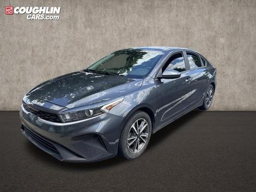 Gravity Gray 2022 Kia Forte LXS