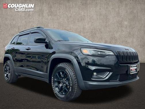 Diamond Black Crystal Pearlcoat 2022 Jeep Cherokee X 4x4