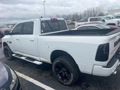 2018 RAM 1500 Night Crew Cab 4x4 6'4' Box