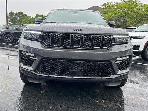 2025 Jeep Grand Cherokee Summit