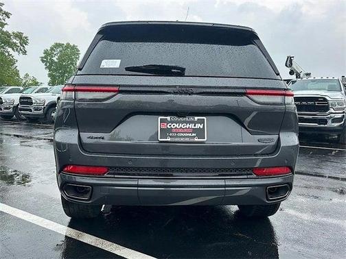 2025 Jeep Grand Cherokee Summit