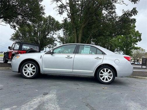 2012 Lincoln MKZ Base