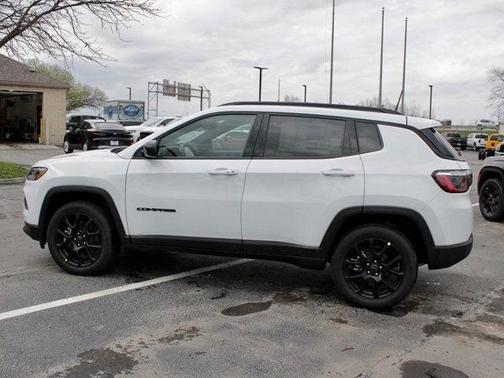 2025 Jeep Compass Latitude