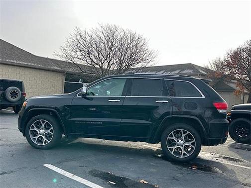 2019 Jeep Grand Cherokee Overland