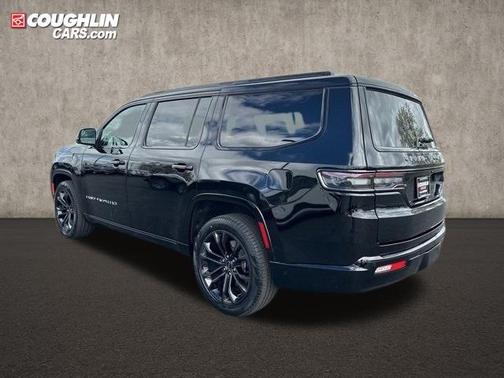 Diamond Black Crystal Pearlcoat 2024 Jeep Grand Wagoneer Series II 4x4