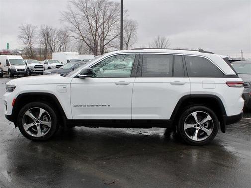 2024 Jeep Grand Cherokee 4xe Base