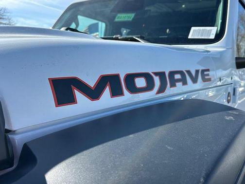 2026 Jeep Gladiator Mojave 4x4