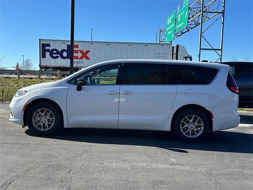 2026 Chrysler Pacifica L