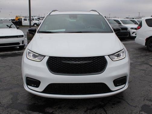 2025 Chrysler Pacifica Hybrid Premium S Appearance Pkg