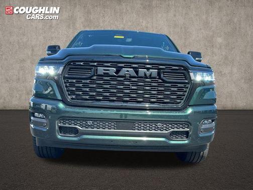 Serrano Green Metallic 2026 RAM 1500 Big Horn/Lone Star