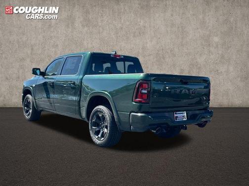 Serrano Green Metallic 2026 RAM 1500 Big Horn/Lone Star
