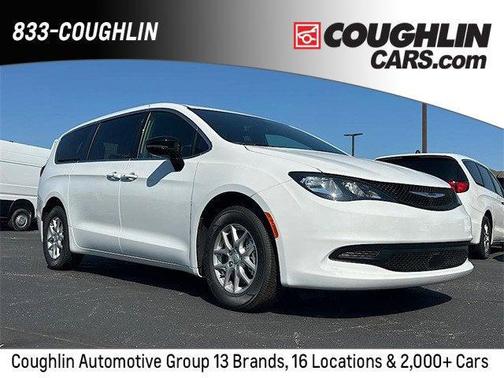 2025 Chrysler Voyager LX