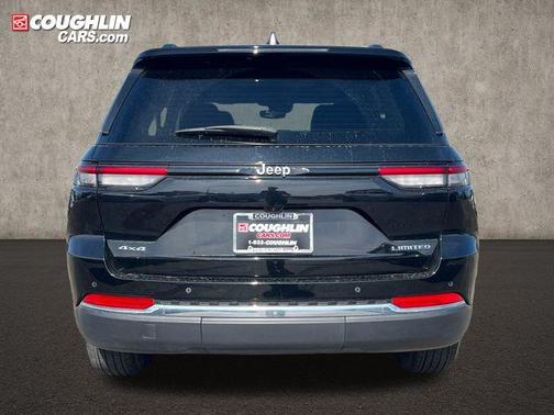Diamond Black Crystal Pearlcoat 2023 Jeep Grand Cherokee Limited