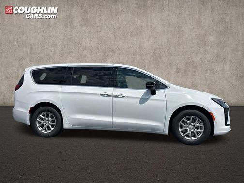 Pw7 2027 Chrysler Pacifica L