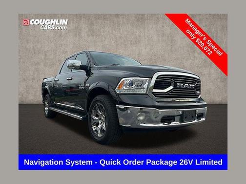 2017 RAM 1500 Limited Crew Cab 4x4 5'7' Box
