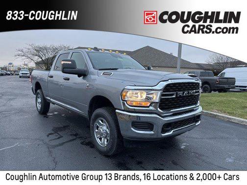 2024 RAM 3500 Tradesman Crew Cab 4x4 6'4' Box