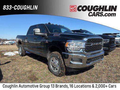 2024 RAM 3500 Tradesman Crew Cab 4x4 6'4' Box