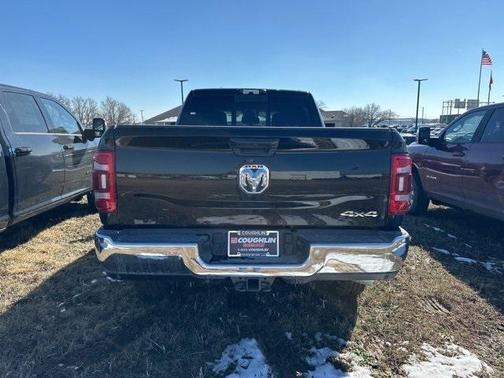 2024 RAM 3500 Tradesman Crew Cab 4x4 6'4' Box