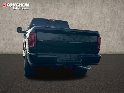 2026 RAM 2500 Black Express Crew Cab 4x4 6'4' Box