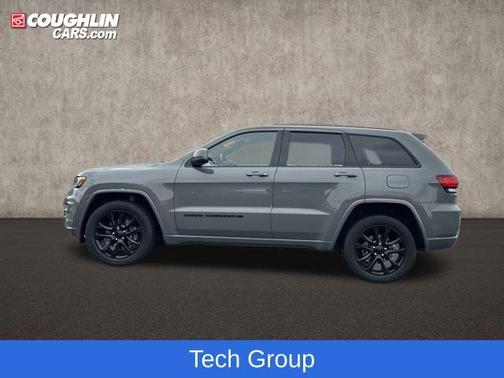2022 Jeep Grand Cherokee Laredo