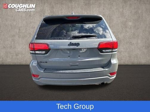 2022 Jeep Grand Cherokee Laredo