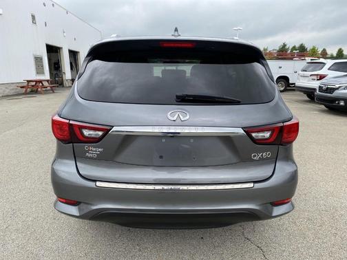 Photo 4 of 39 of 2019 INFINITI QX60 Luxe