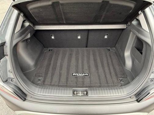 2023 Hyundai KONA SE