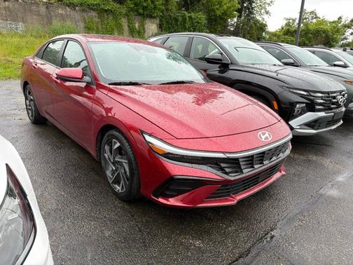Red 2025 Hyundai ELANTRA SEL Convenience